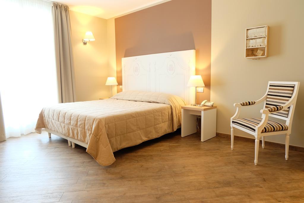 אקווי טרמה Hotel Monteverde מראה חיצוני תמונה